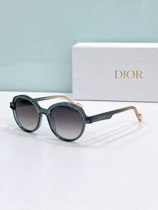 Picture of Dior Sunglasses _SKUfw76702294fw